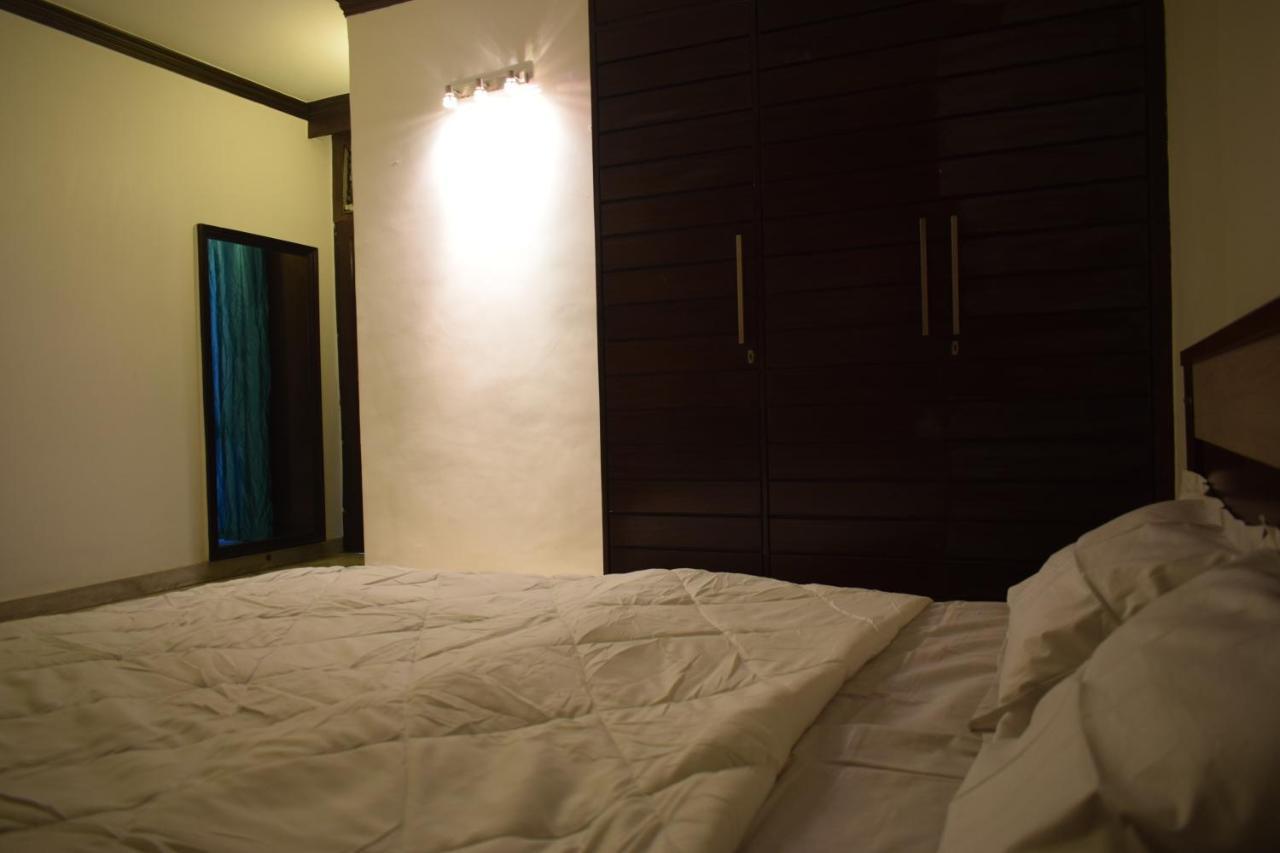 Bunkmates Hostel New Delhi Ngoại thất bức ảnh
