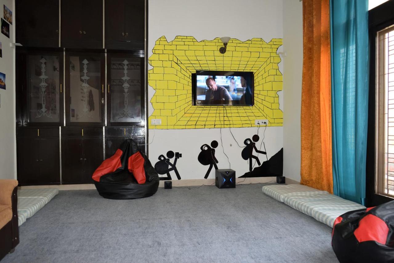 Bunkmates Hostel New Delhi Ngoại thất bức ảnh