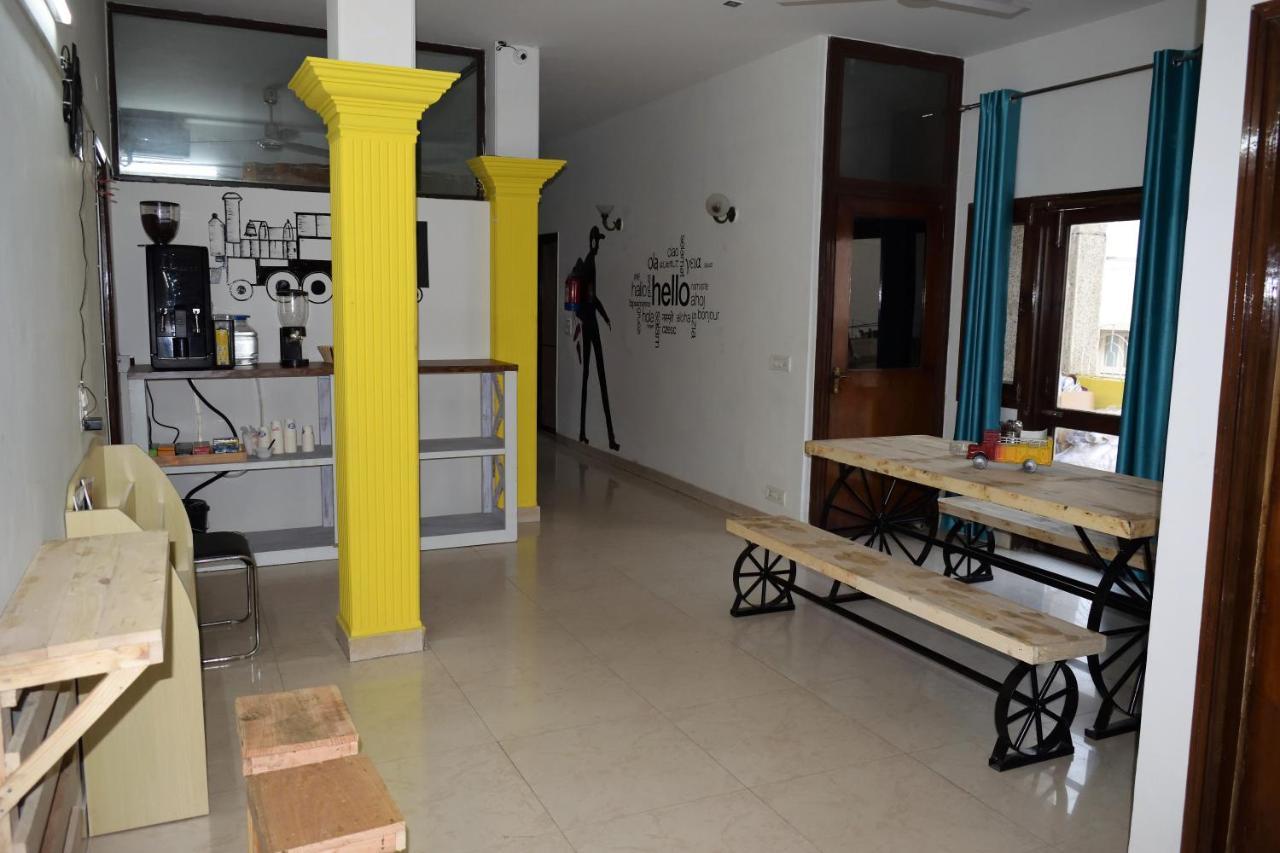Bunkmates Hostel New Delhi Ngoại thất bức ảnh