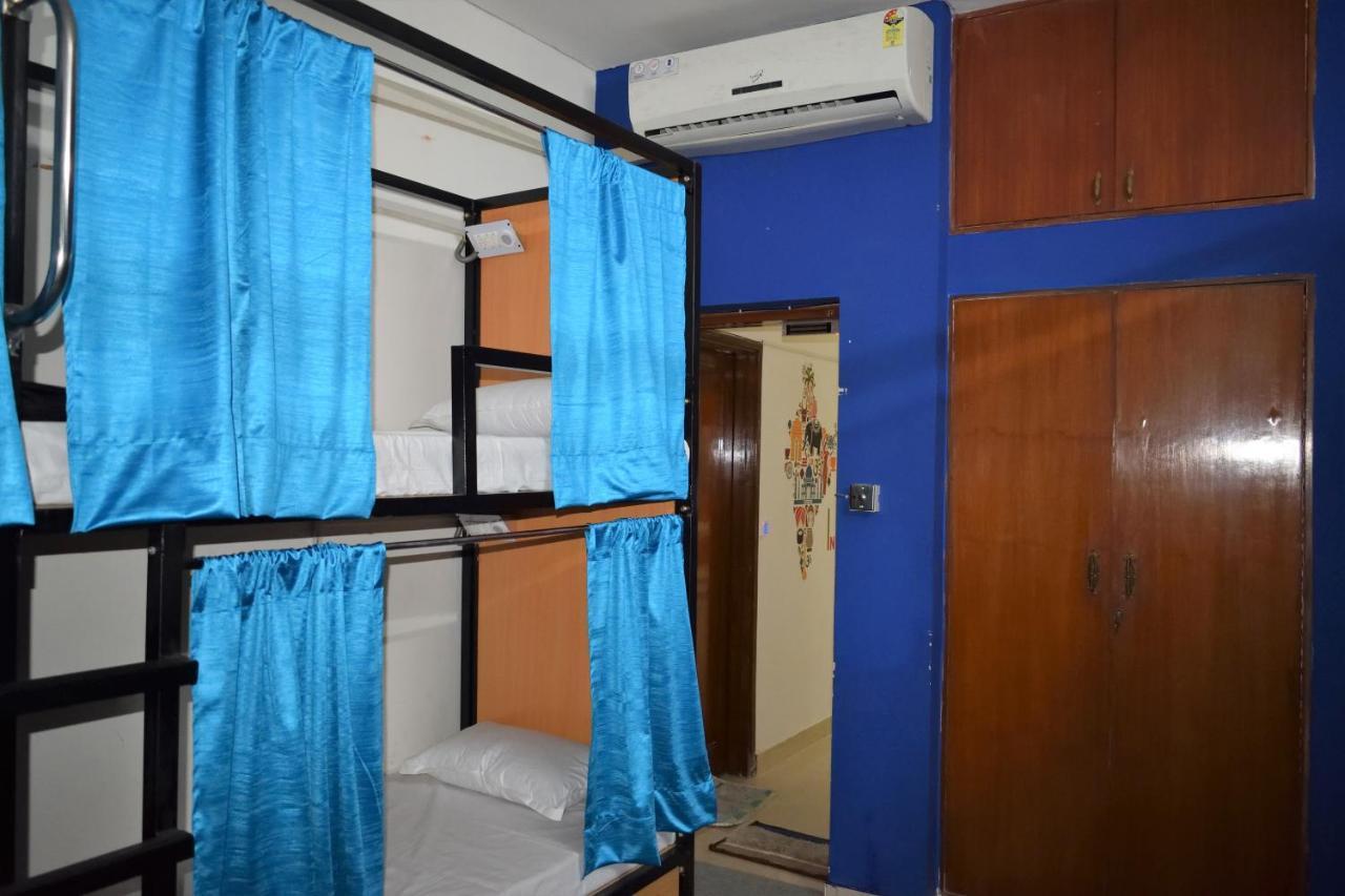 Bunkmates Hostel New Delhi Ngoại thất bức ảnh