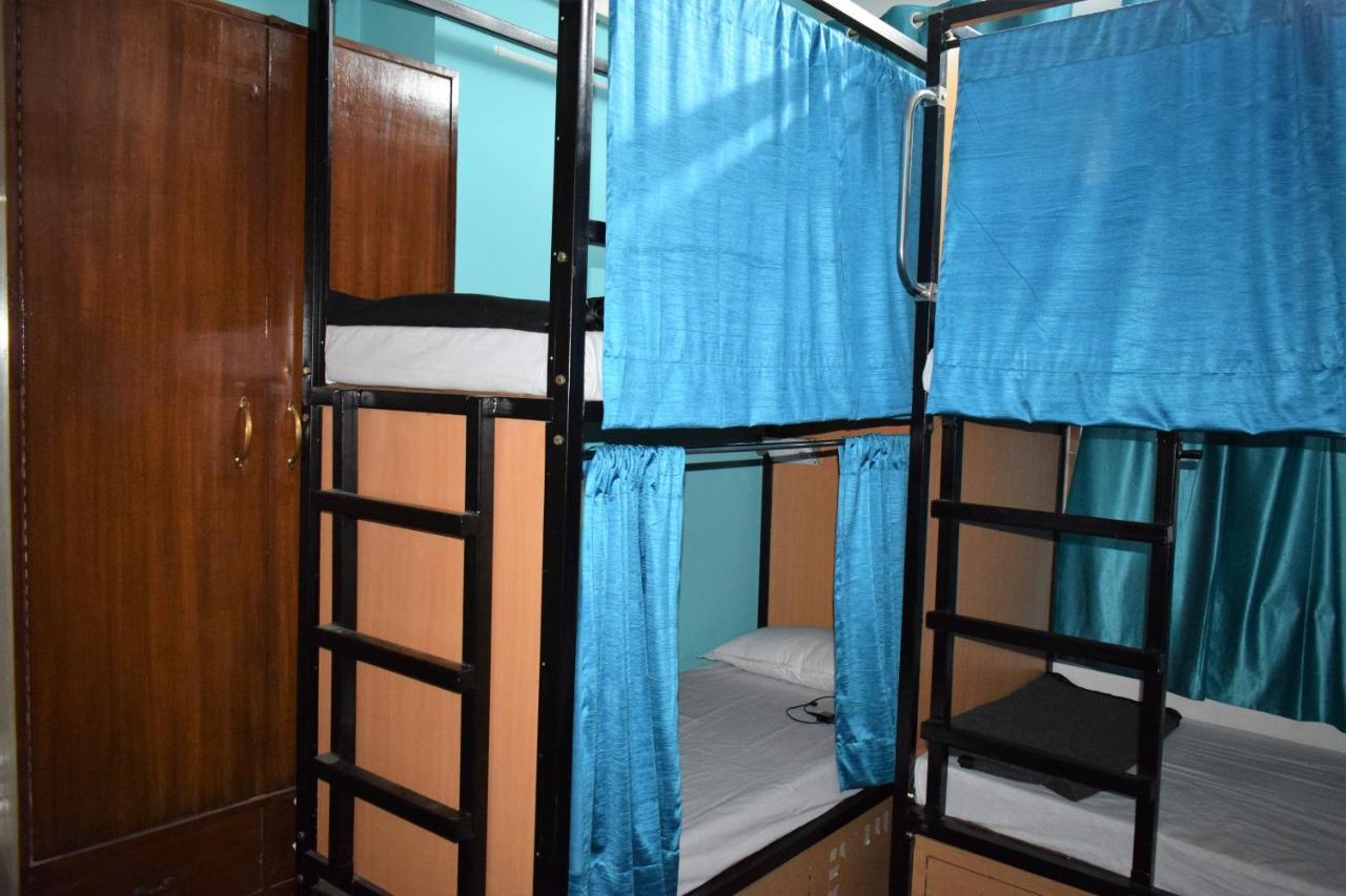 Bunkmates Hostel New Delhi Ngoại thất bức ảnh