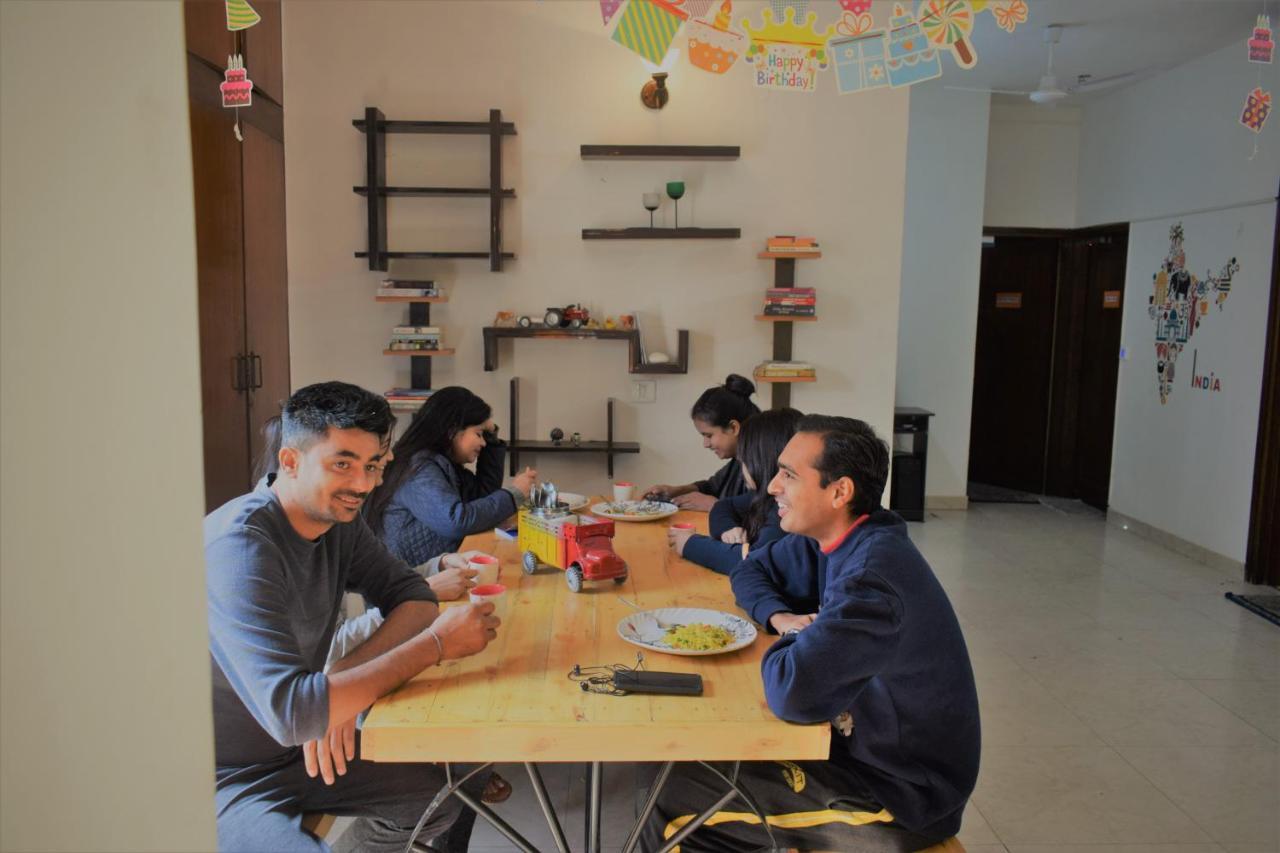 Bunkmates Hostel New Delhi Ngoại thất bức ảnh