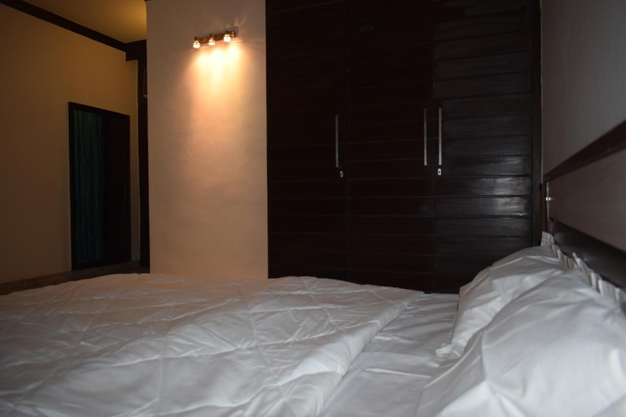 Bunkmates Hostel New Delhi Ngoại thất bức ảnh