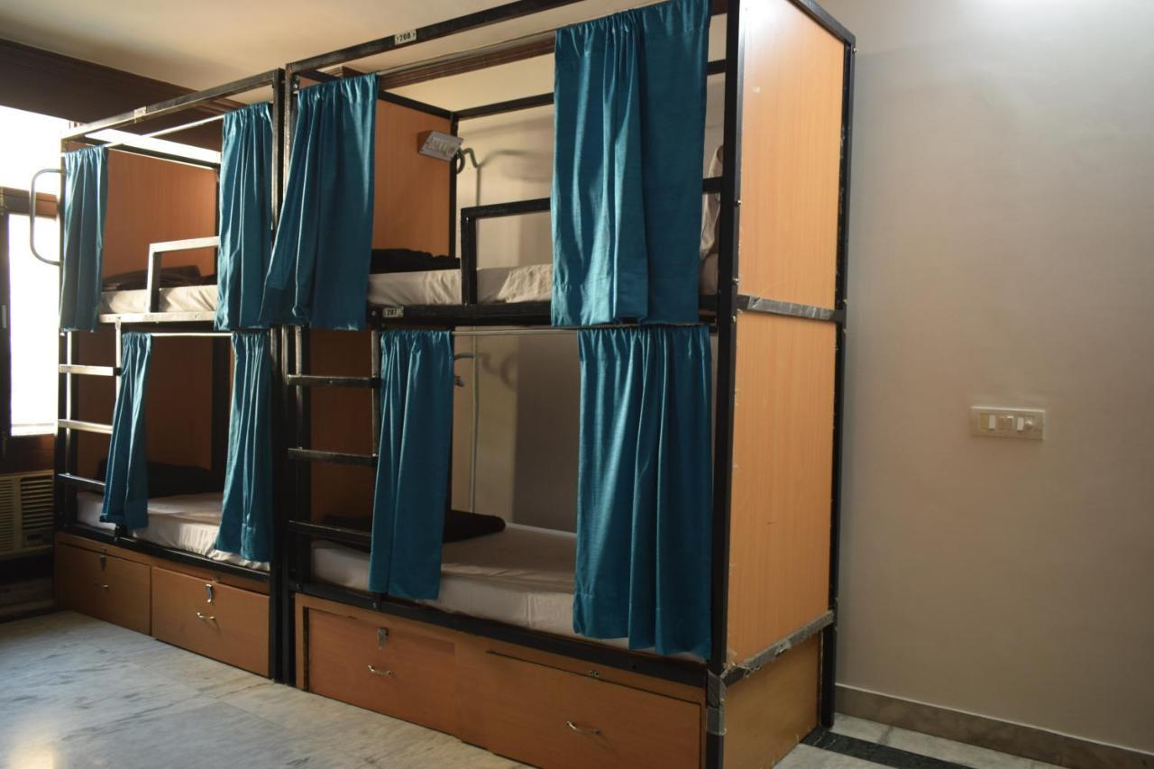 Bunkmates Hostel New Delhi Ngoại thất bức ảnh