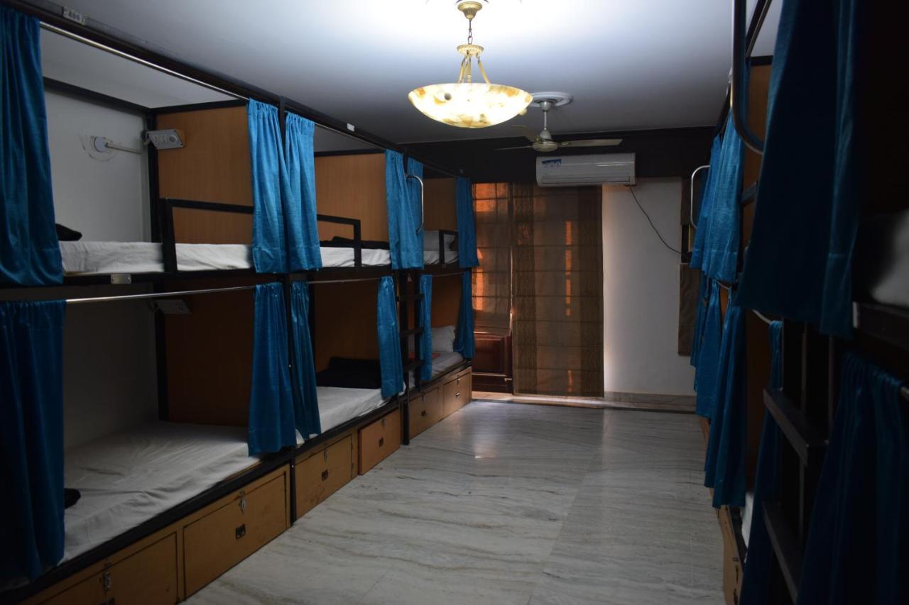 Bunkmates Hostel New Delhi Ngoại thất bức ảnh