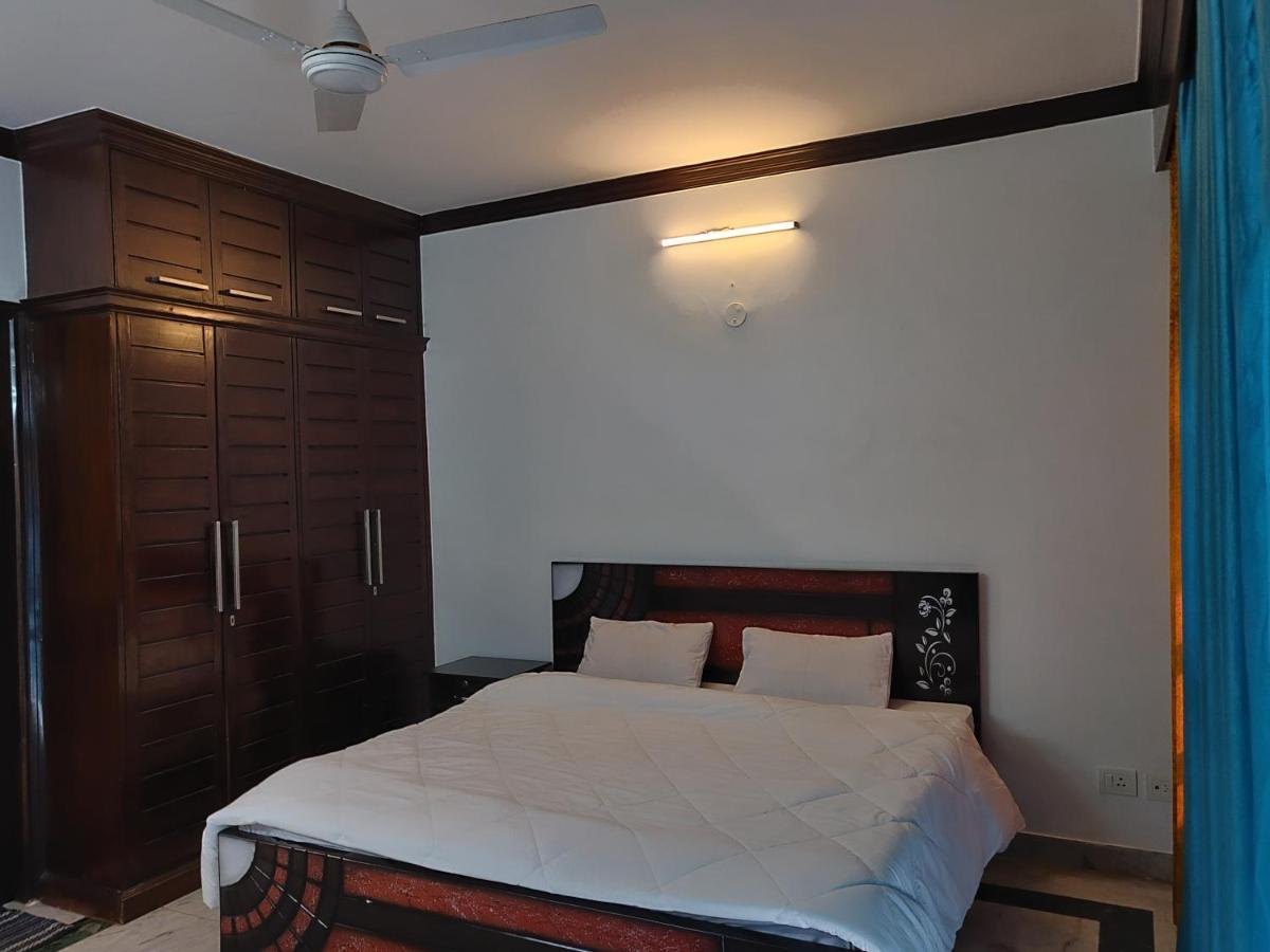 Bunkmates Hostel New Delhi Ngoại thất bức ảnh